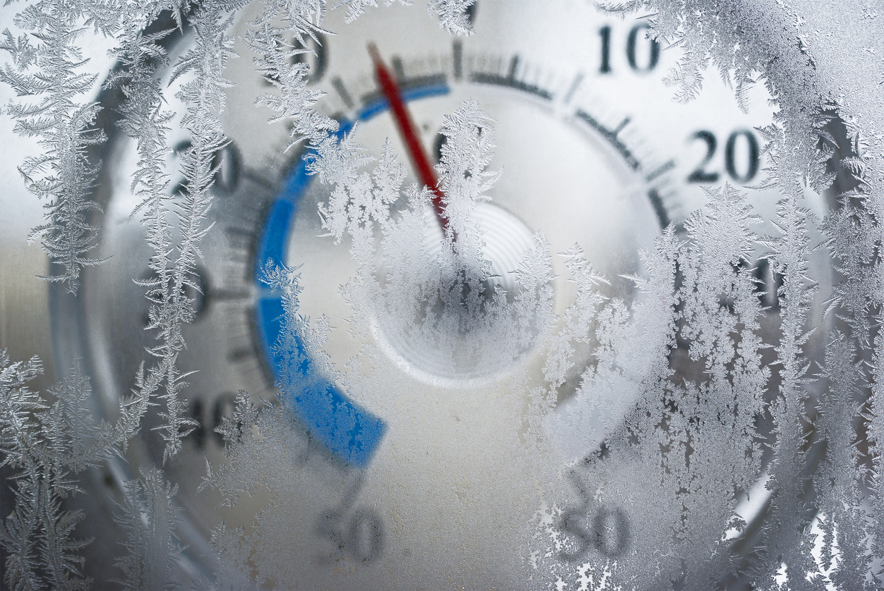 Frosty Thermometer Cold Weather Batteries